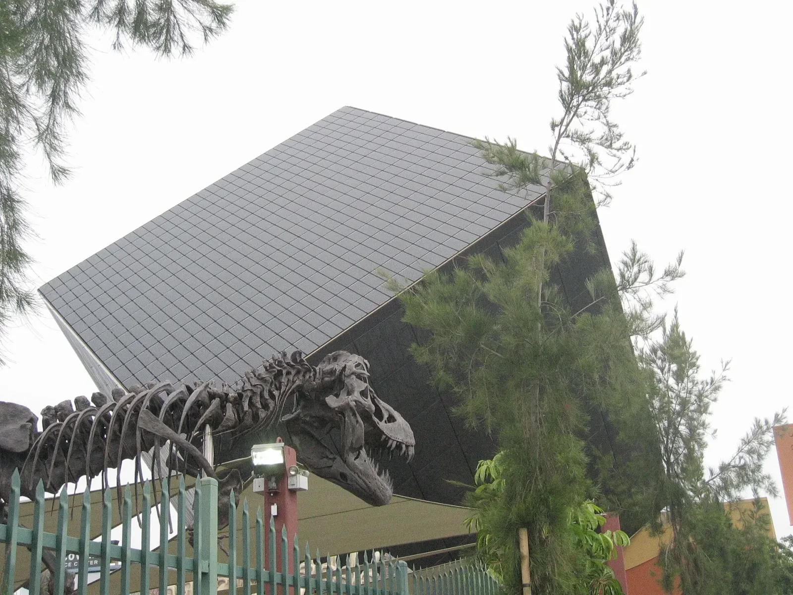 Exterior of Discovery Cube Orange County in Santa Ana for a family science museum visit